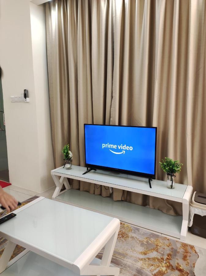 Thirteen Residence Tr06 @ Itcc Manhattan Suites Kota Kinabalu Bagian luar foto